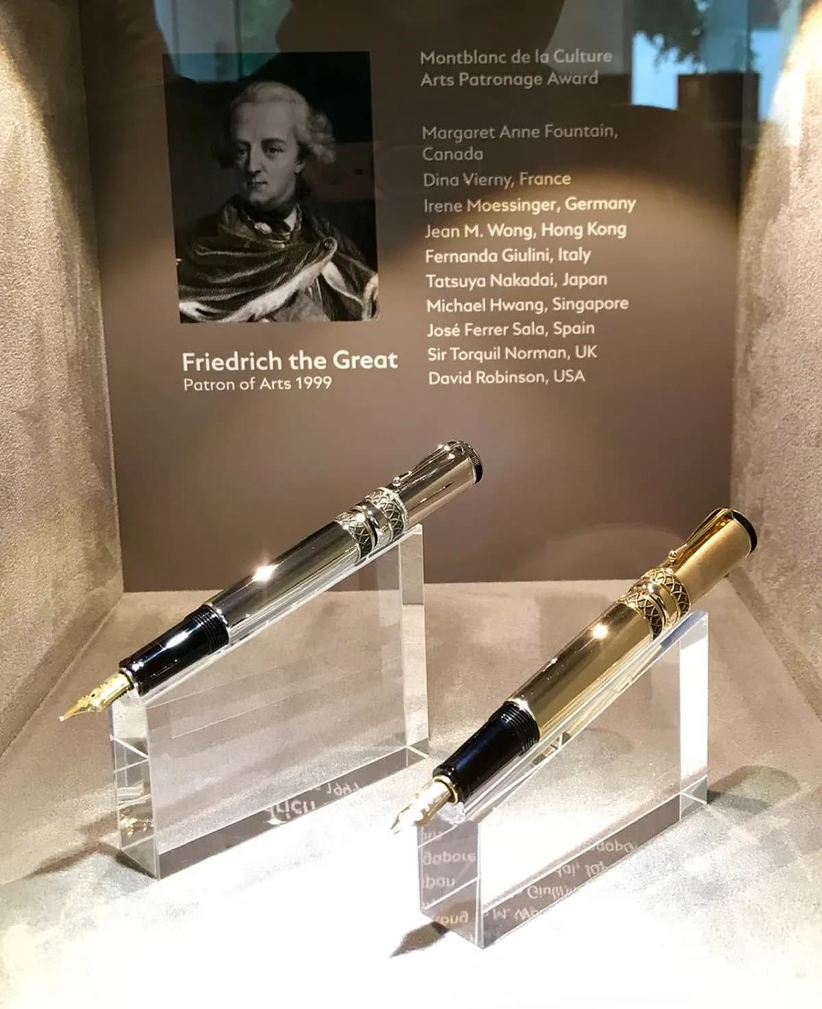 Paris Pass vs Paris Museum Pass: 2026 Comparison Guide