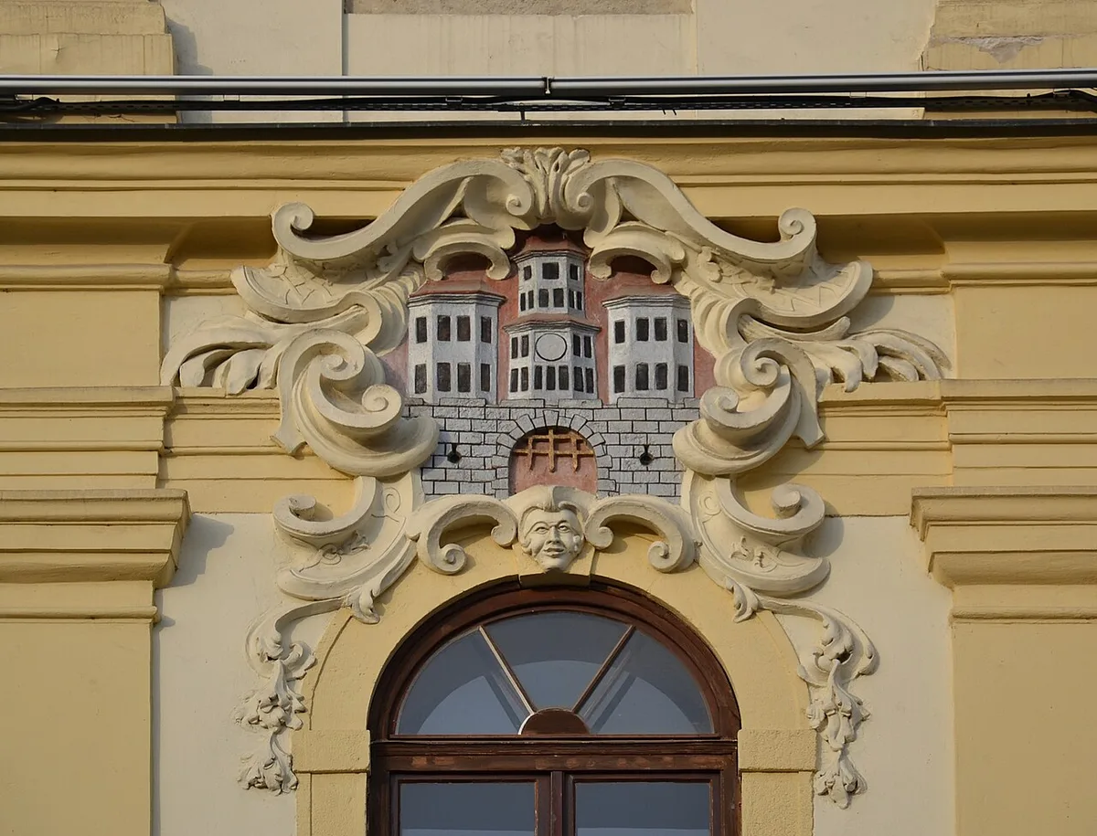 Old Town Hall and Museum of City History on Hlavné námestie, Bratislava, Slovakia — 2