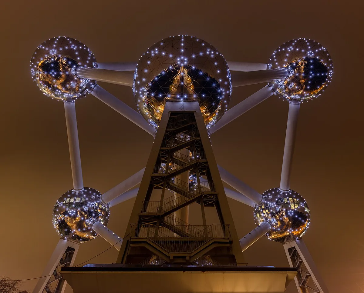 Atomium  Bruselas  Bélgica  2021-12-15  DD 148-150 HDR — 1